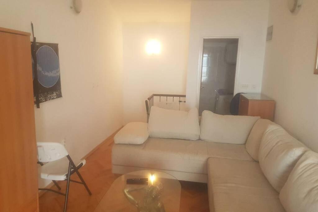 Apartman Nela Brela Exterior photo